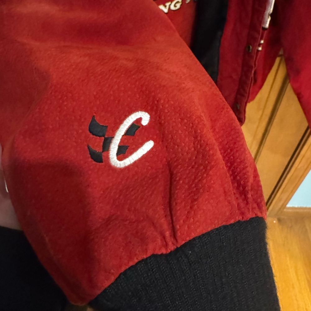 Chase Authentics Red Budweiser Racing Jacket - Picture 12 of 14
